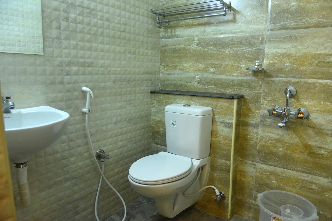 Hotel Olive Grand Chennai Zewnętrze zdjęcie